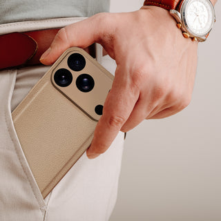 Sophisticated simplicity - slipping into pocket