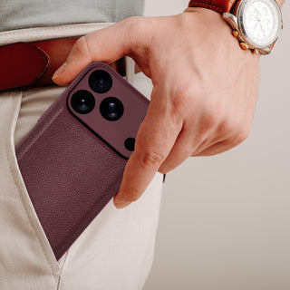 Sophisticated simplicity - slipping into pocket