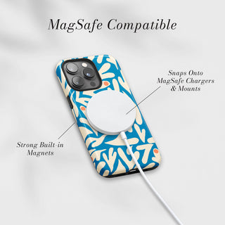 Tough Case MagSafe Blue Lagoon, snaps onto MagSafe chargers and mounts